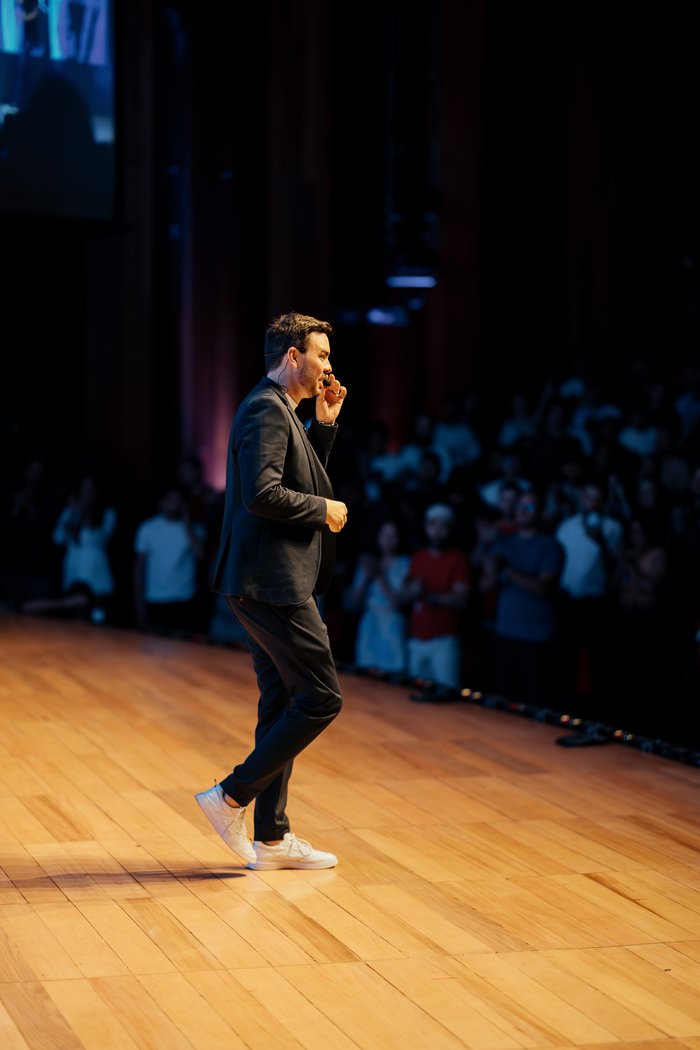 Thiago Mendes no palco